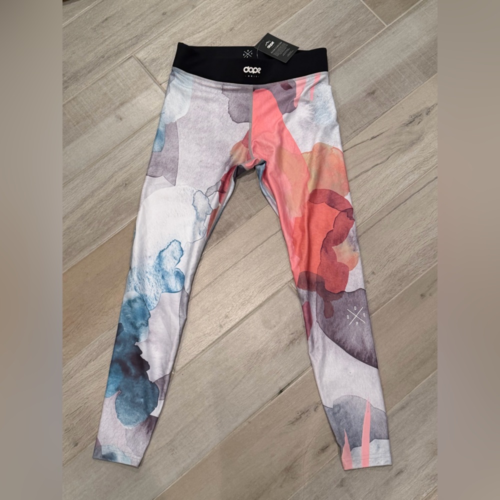 DOPE cold weather Women's Watercolor Print Leggings - Coral, Blue, Gray